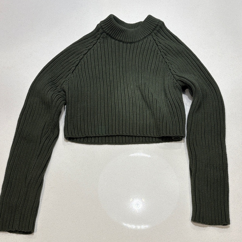 Zara Dark Green Ribbed Sweater